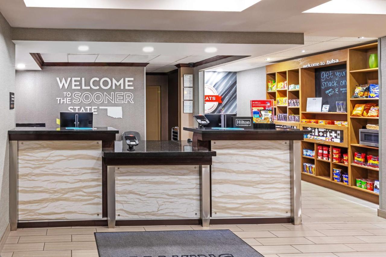 Hampton Inn & Suites Tulsa-Woodland Hills Luaran gambar