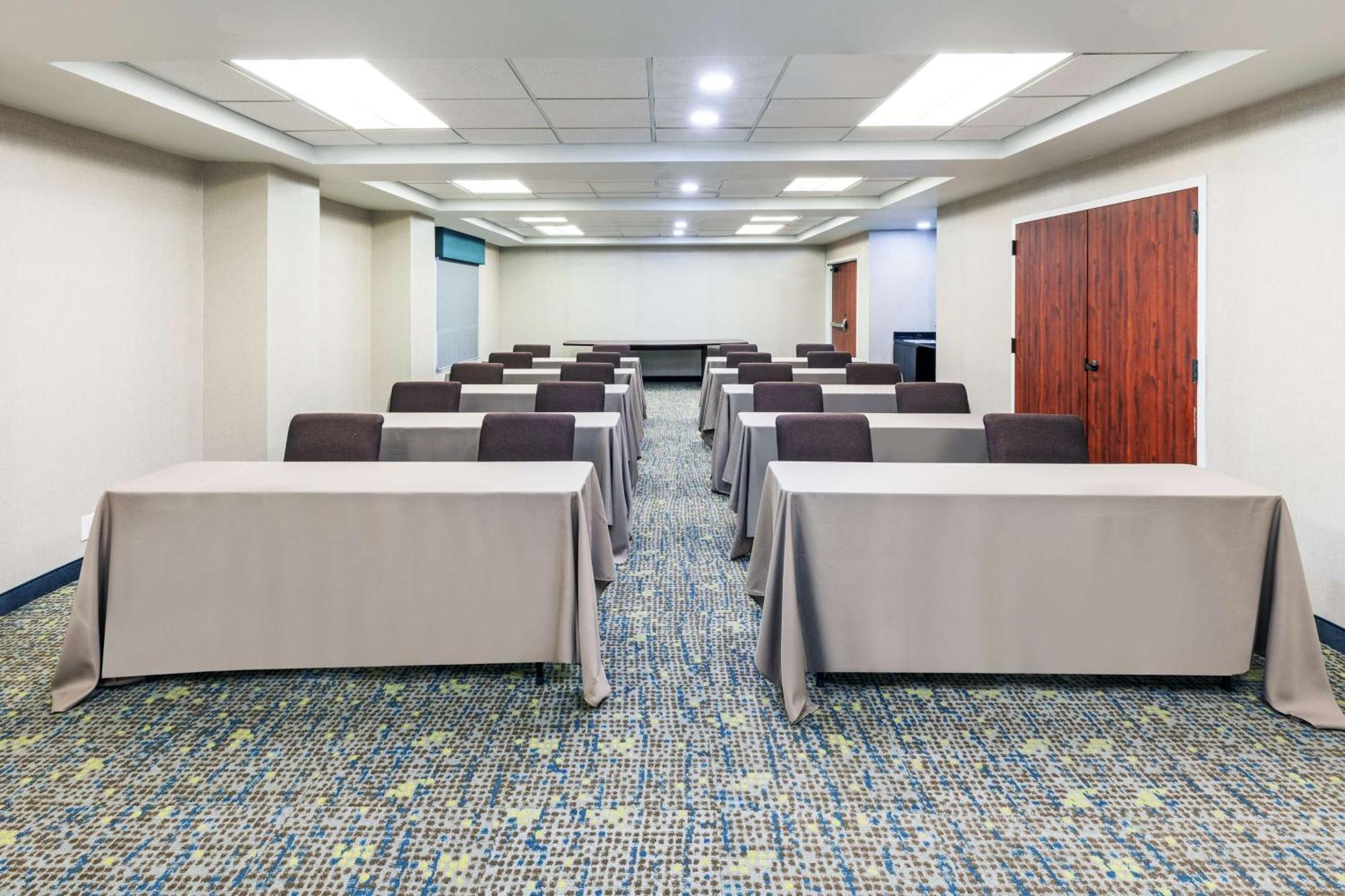 Hampton Inn & Suites Tulsa-Woodland Hills Luaran gambar