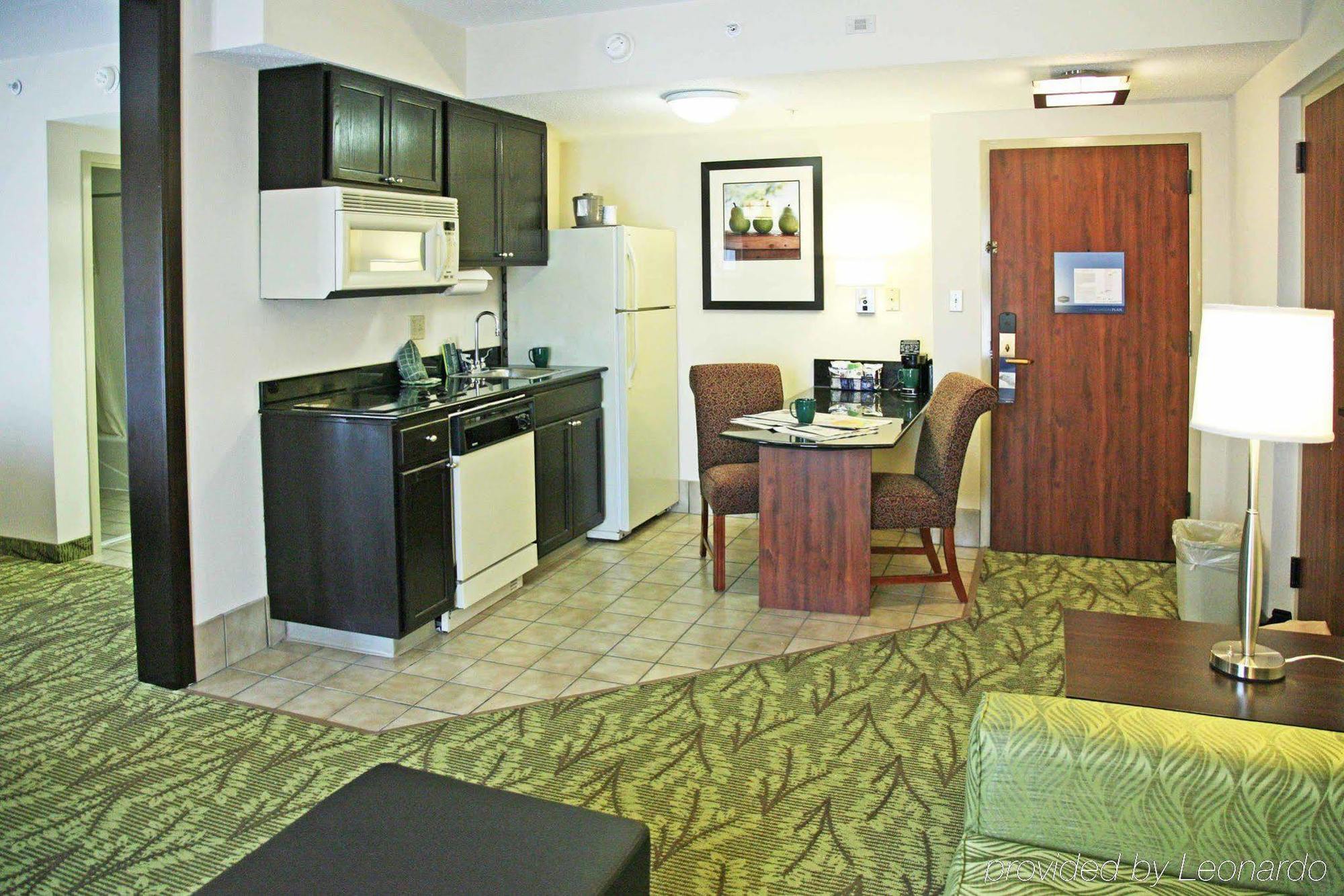 Hampton Inn & Suites Tulsa-Woodland Hills Bilik gambar