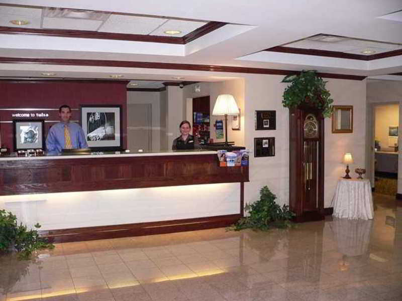 Hampton Inn & Suites Tulsa-Woodland Hills Dalaman gambar